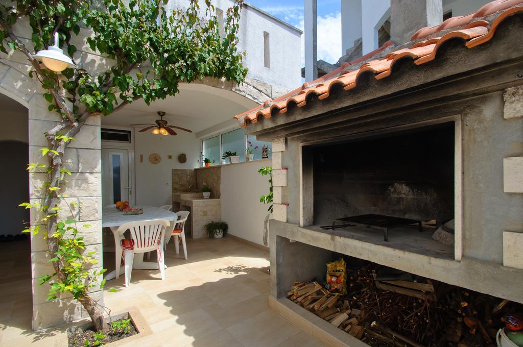Hella Apartments Trogir Quarto foto