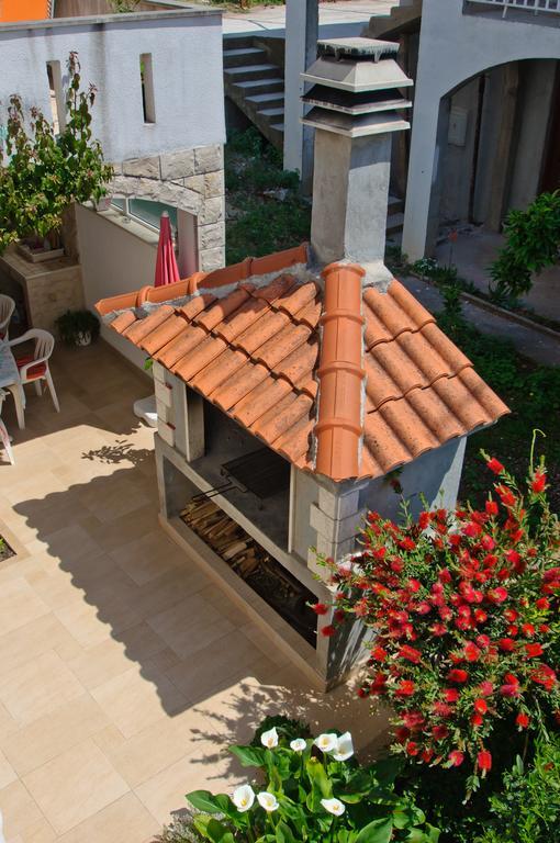 Hella Apartments Trogir Quarto foto