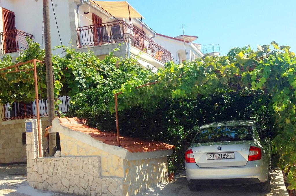 Hella Apartments Trogir Quarto foto